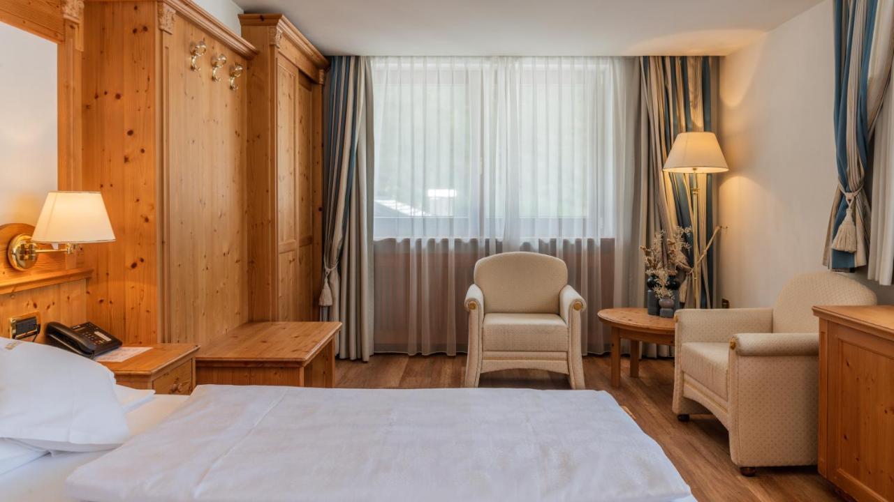 Hotel Armin Selva di Val Gardena Exteriör bild